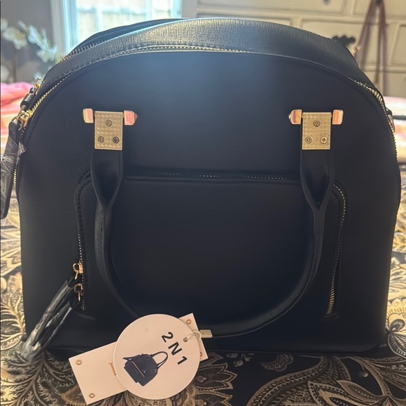 Elegant Black Handbag wallet included - Picture 1 of 4